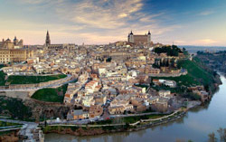 ASUS: «Открой туристический сезон!»