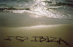 ASUS: «Открой туристический сезон!»