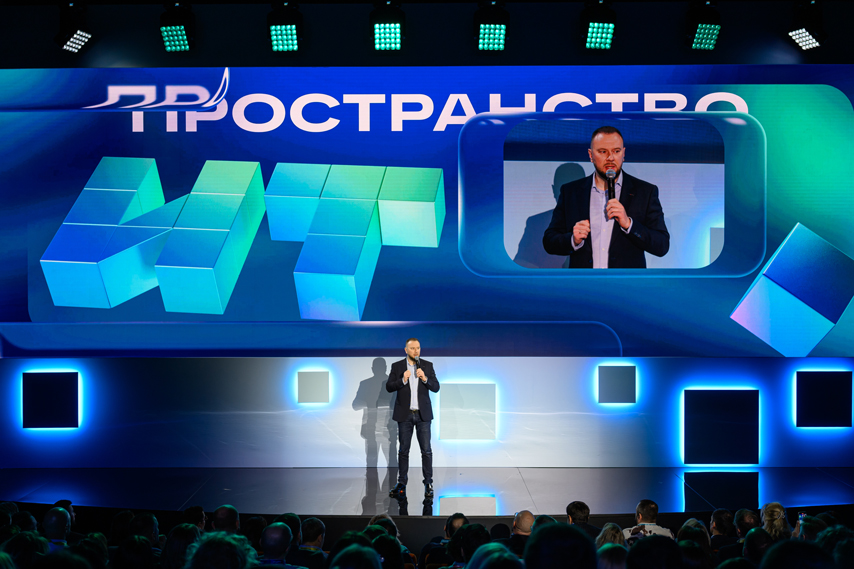 Олег Фоменко