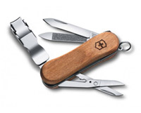 Nail Clip и Nail Clip Wood от Victorinox