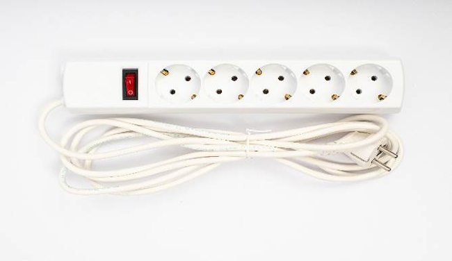 Новинки в Merlion: сетевые фильтры отечественного бренда «ЮНИВОЛЬТ»